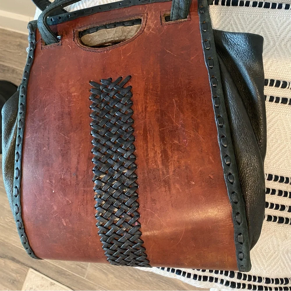 BOHO Vintage Shoulder Bag with Silver Hardware Beautiful! 70’s Fun!